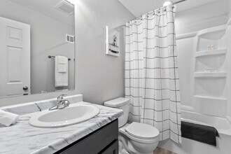 826 W Browning St, Unit SI ID1296527P in Appleton, WI - Building Photo - Building Photo