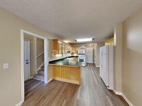 114 Louise Dr in White House, TN - Building Photo - Building Photo