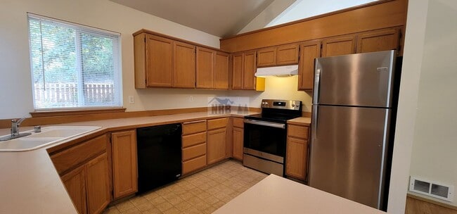 8923 345th St Ct S in Roy, WA - Building Photo - Building Photo