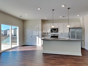 110 Anthurium Dr in Summerville, SC - Building Photo - Building Photo