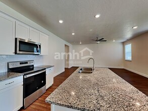 2337 Surry Way in Eagle Mountain, UT - Building Photo - Building Photo