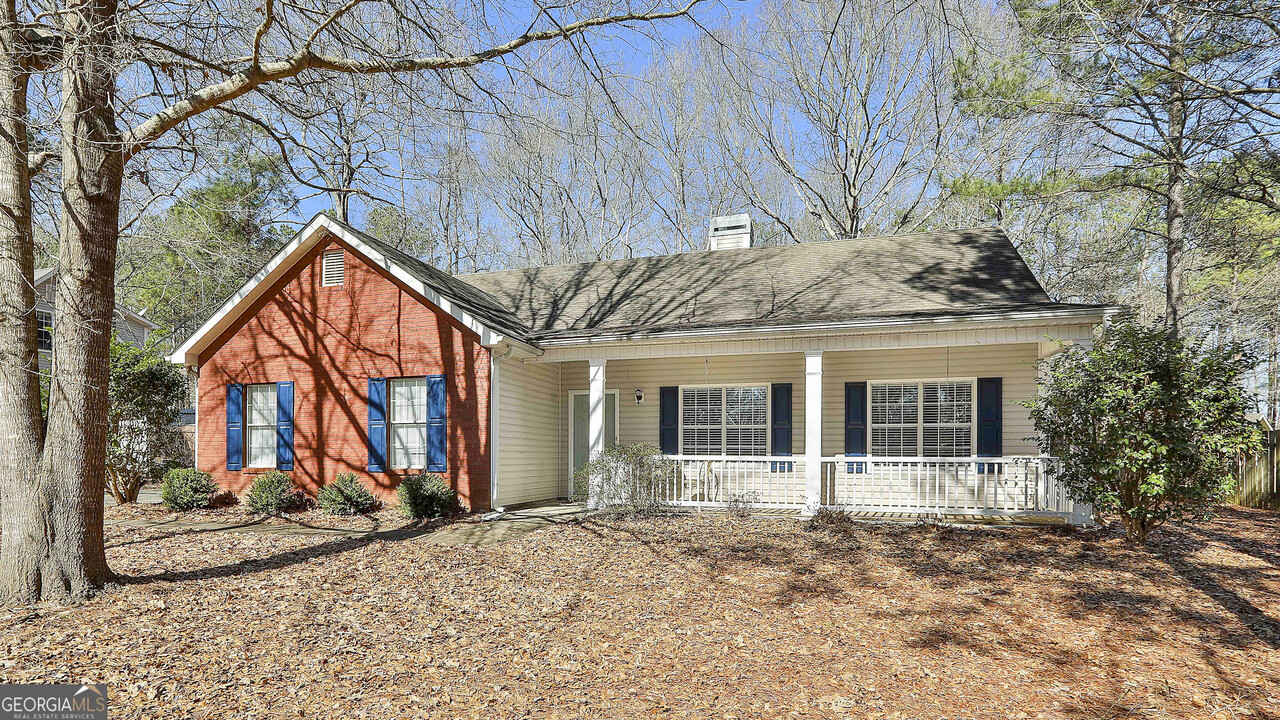 356 N Ridge in Senoia, GA - Foto de edificio