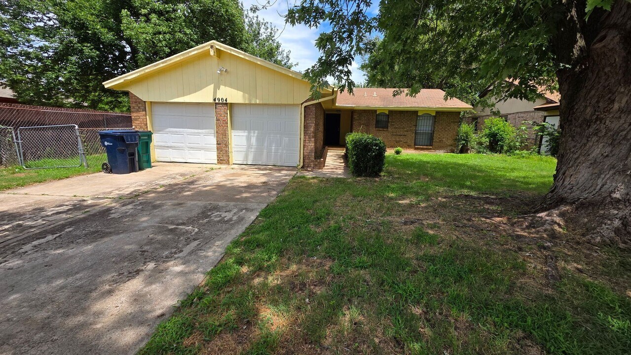 4904 Gaines St in Oklahoma City, OK - Building Photo