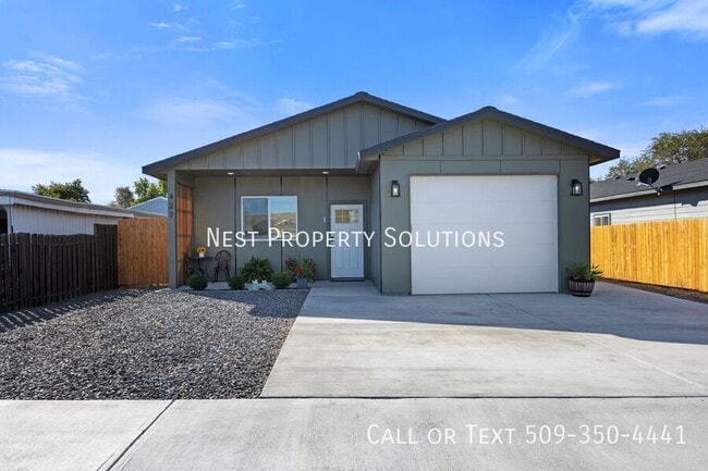 property at 427 2nd Ave SE