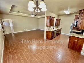 1417 N Monte Vista St in Ada, OK - Building Photo - Building Photo