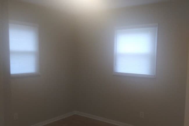 1420 S 15th St, Unit AptC in Springfield, IL - Building Photo - Building Photo