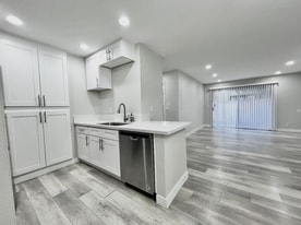 806 Coriander Dr in Torrance, CA - Building Photo