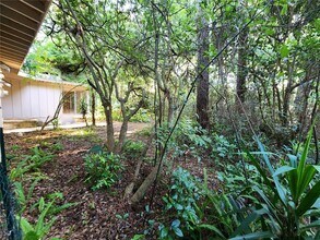 1339 NW 25th Terrace in Gainesville, FL - Foto de edificio - Building Photo