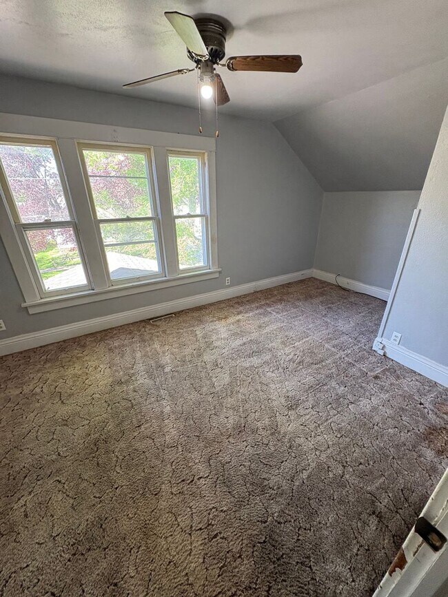1444 Forest Ave in Waterloo, IA - Building Photo - Building Photo