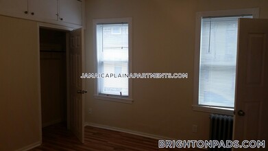 42 Kirkwood Rd in Boston, MA - Building Photo - Building Photo