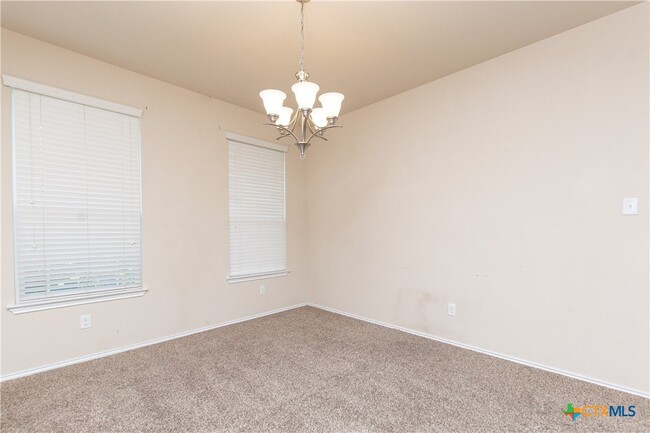 5005 Old Homestead St in Killeen, TX - Building Photo - Building Photo