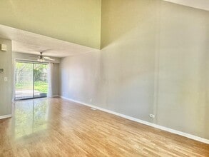 3302 Acorn Ct in Aurora, IL - Building Photo - Building Photo