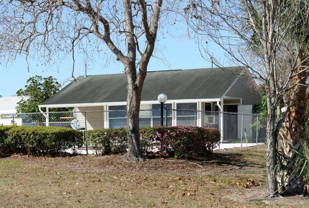 Green Gables Apartments in Orlando, FL - Foto de edificio