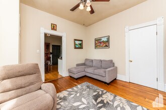 1101 N Marshfield Ave, Unit # 02R in Chicago, IL - Building Photo - Building Photo