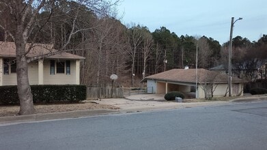 717 Cara Jane Dr in Redfield, AR - Building Photo - Building Photo