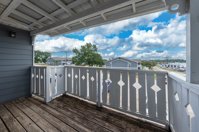 Arbours at Victoria Place in Prattville, AL - Building Photo - Building Photo