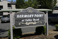 Harmony Point Condo in Milwaukie, OR - Foto de edificio - Building Photo