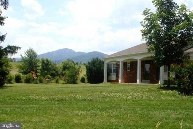 property at 39 Sharp Rock Rd
