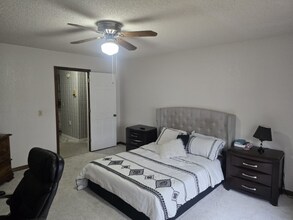 7105 S 76th E Ave in Tulsa, OK - Building Photo - Building Photo