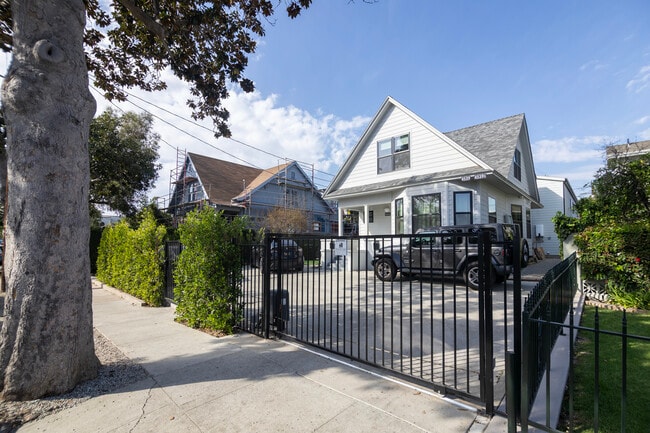 4541 1/2 Melbourne Ave, Unit 5 in Los Angeles, CA - Building Photo - Building Photo