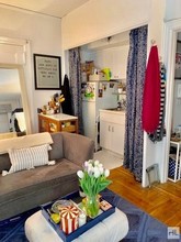 344 W 12th St-Unit -3E in New York, NY - Building Photo - Building Photo