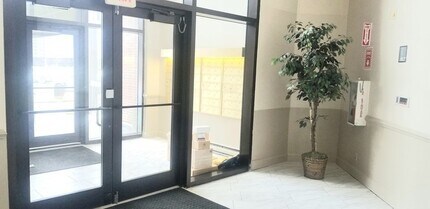 90 Quincy Shore Dr, Unit 319 in Quincy, MA - Building Photo - Building Photo