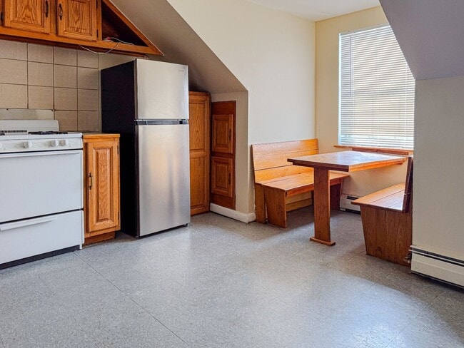 1000 US-4 in Rutland, VT - Foto de edificio - Building Photo