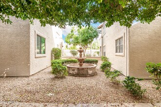 10015 E Mountain View Rd-Unit -2017 in Scottsdale, AZ - Building Photo - Building Photo