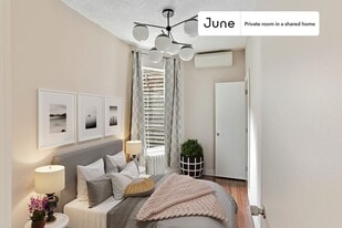 Room in Shared 3 bed/1 bath home in Brooklyn, NY - Building Photo