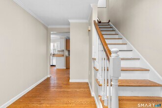 52 Laura Rd in Hamden, CT - Building Photo - Building Photo