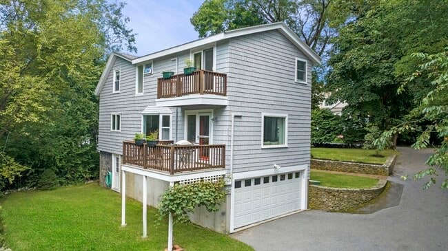 8 Risley Rd in Marblehead, MA - Building Photo - Building Photo