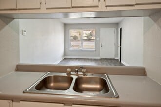 Summit at Orton Hill & Plaza Drive in Nacogdoches, TX - Building Photo - Building Photo