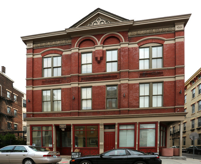 Harkavy Hall in Cincinnati, OH - Building Photo - Building Photo