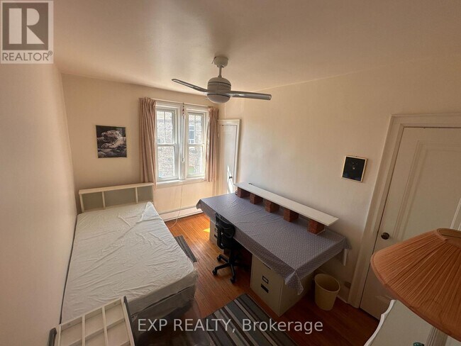 31 Rusholme Dr in Toronto, ON - Building Photo - Building Photo