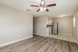 36 Abaco St in Lehigh Acres, FL - Building Photo - Building Photo