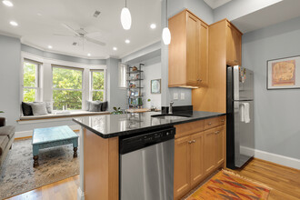 1354 Kenyon St NW, Unit 2 in Washington, DC - Building Photo - Building Photo