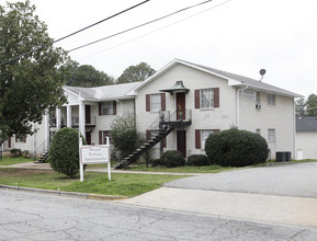 Oliver Point in East Point, GA - Foto de edificio - Building Photo