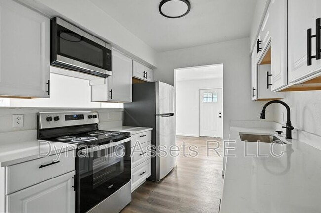 509 E Jefferson St in Pittsburg, KS - Building Photo - Building Photo