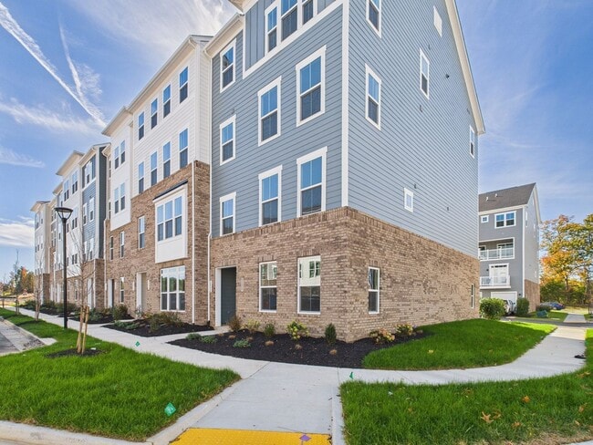 2802 Calgary Ln in Chester, VA - Building Photo - Building Photo