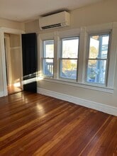18 Forest Park Ave in Springfield, MA - Building Photo - Building Photo