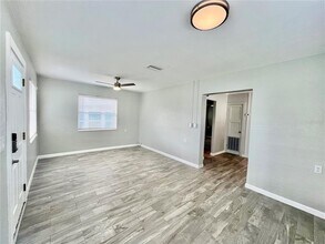 107 W Minnehaha St in Tampa, FL - Building Photo - Building Photo