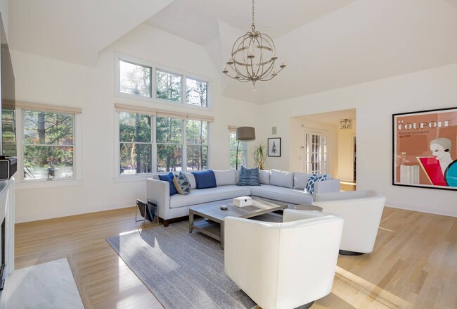 property at 25 Quarty Ct