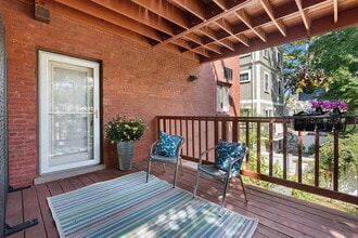 238 Columbia St in Cambridge, MA - Building Photo - Building Photo
