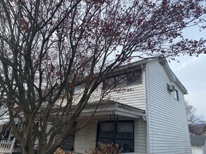 1817 Dickson Ave in Scranton, PA - Foto de edificio - Building Photo