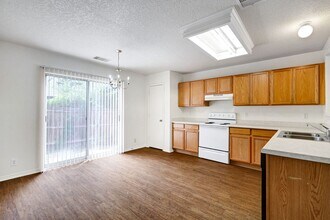 8014 Sandbar Point in San Antonio, TX - Building Photo - Building Photo