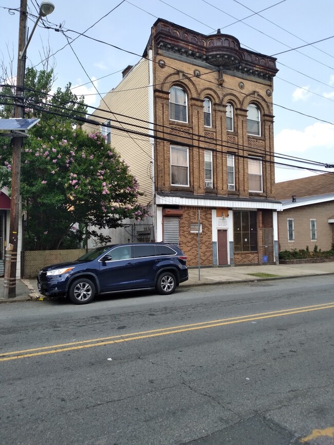 354 15th Ave Apartments and Nearby Newark Apartments For Rent Newark, NJ