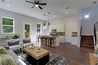 6405 Chesterfield Ave in Austin, TX - Building Photo - Building Photo