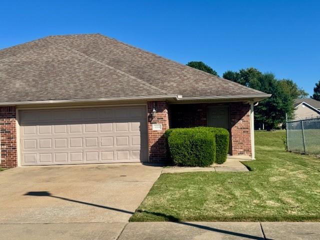 property at 1605 Evening Shade Dr
