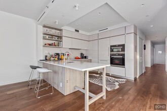 298 E 2nd St in New York, NY - Building Photo - Building Photo