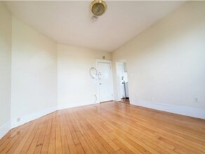 269 Harvard St, Unit 43 in Cambridge, MA - Building Photo - Building Photo